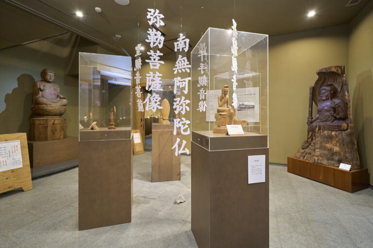 醒井木彫美術館